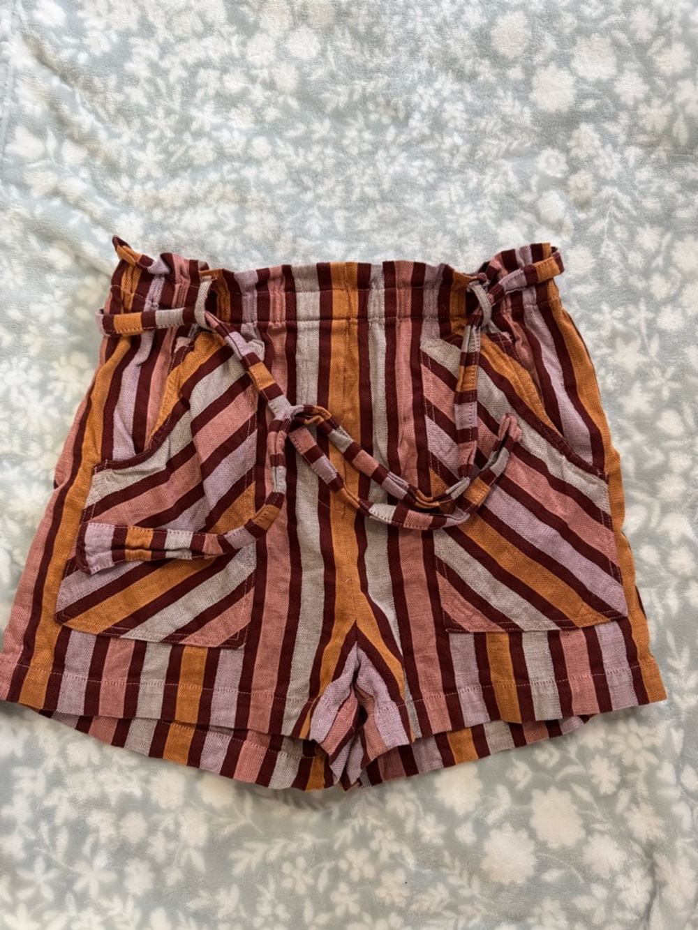 Anthropologie Paperbag Waist Striped Shorts -Small NWOT 🩳❤️